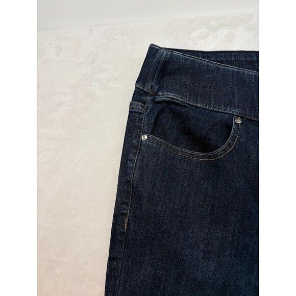 Lane Bryant Women's Pull On Flare Leg Jeans Plus Size 22 NWT - Picture 4 of 9